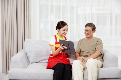 轻松到家布局长期保姆，推进保姆行业规范有序发展